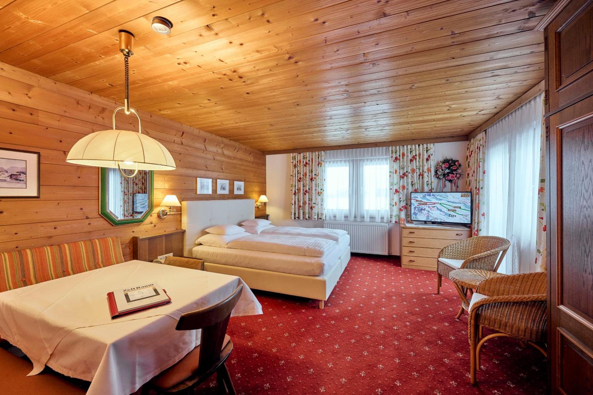 Appartementhaus Holiday Lech Buitenkant foto